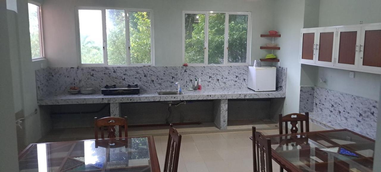 Madu River Edge Hotel Balapitiya Bagian luar foto